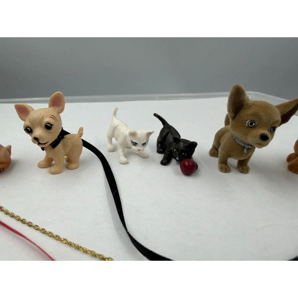 Vintage Lot Of 5 Dogs & 2 Cats Dollhouse Miniature Dogs Puppy Kitty Tiny W/leash